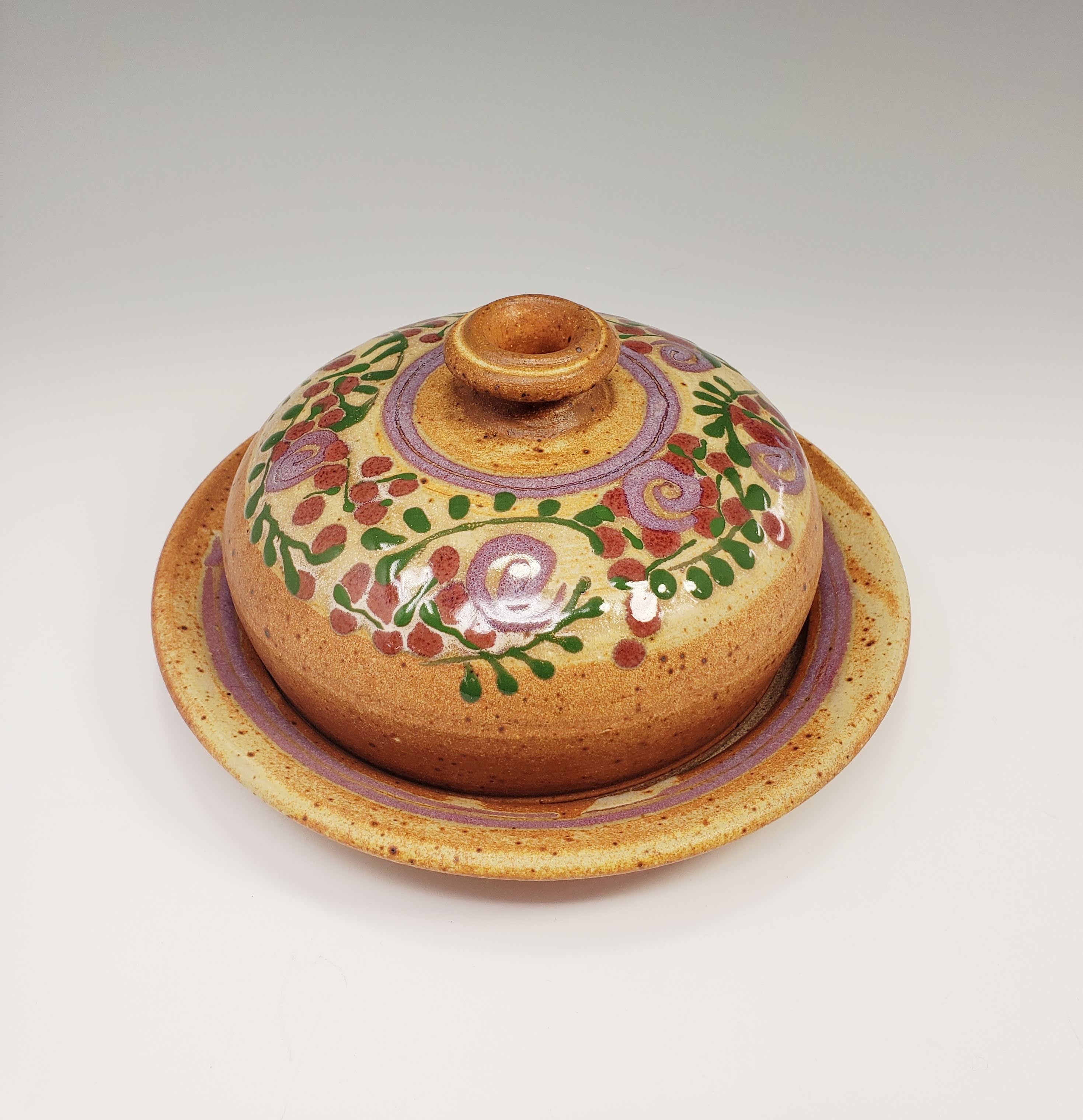 Pottery hotsell cheese dish