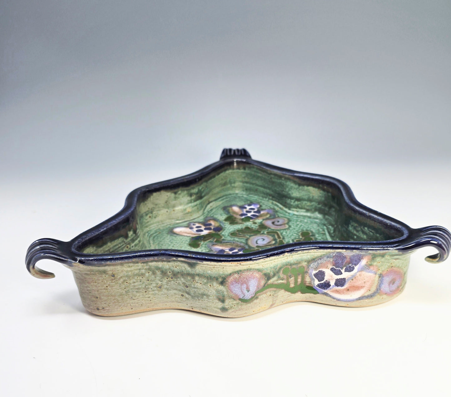 Baking Dish Wavy Triangle