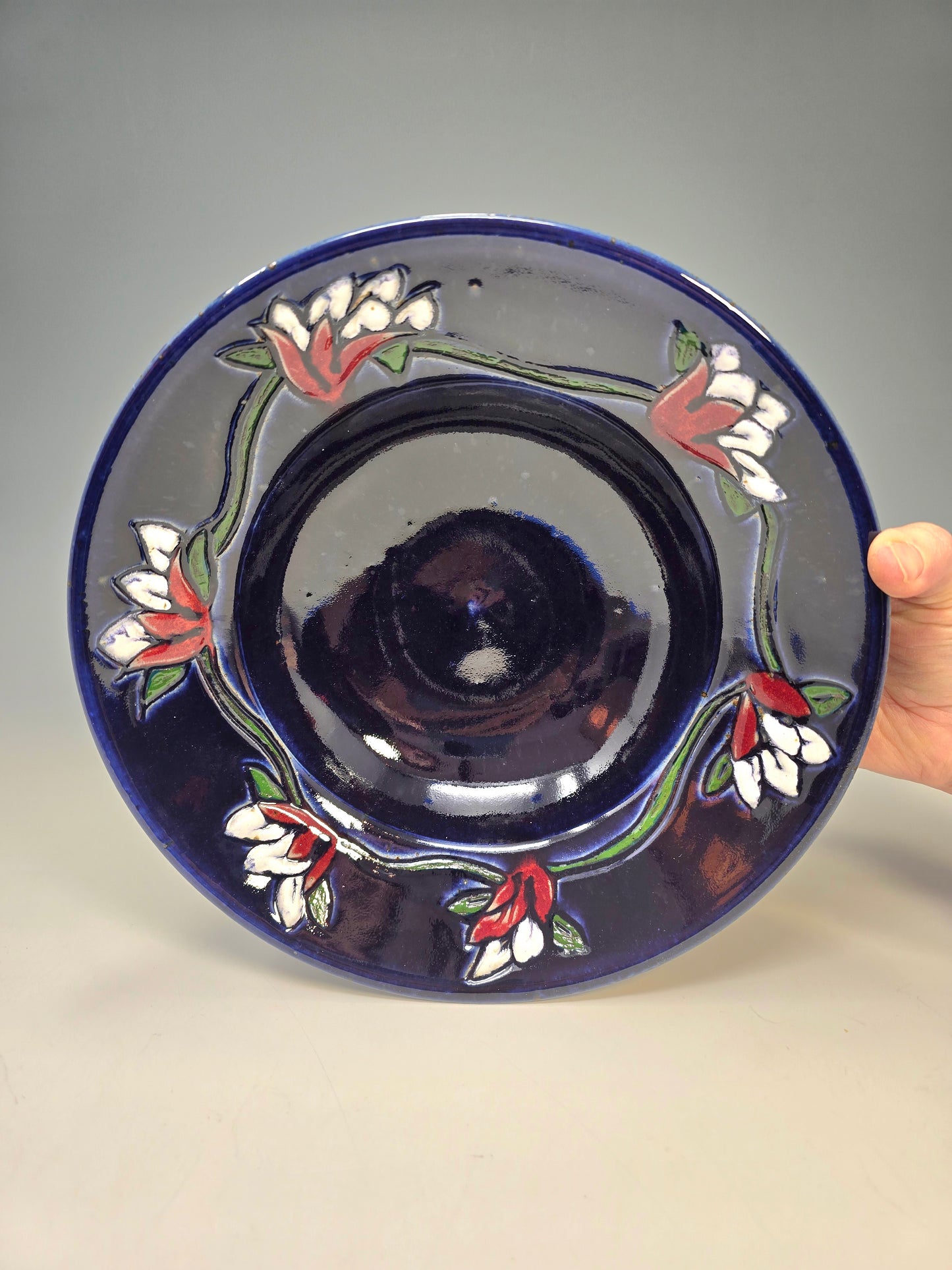 Bowl with Carving