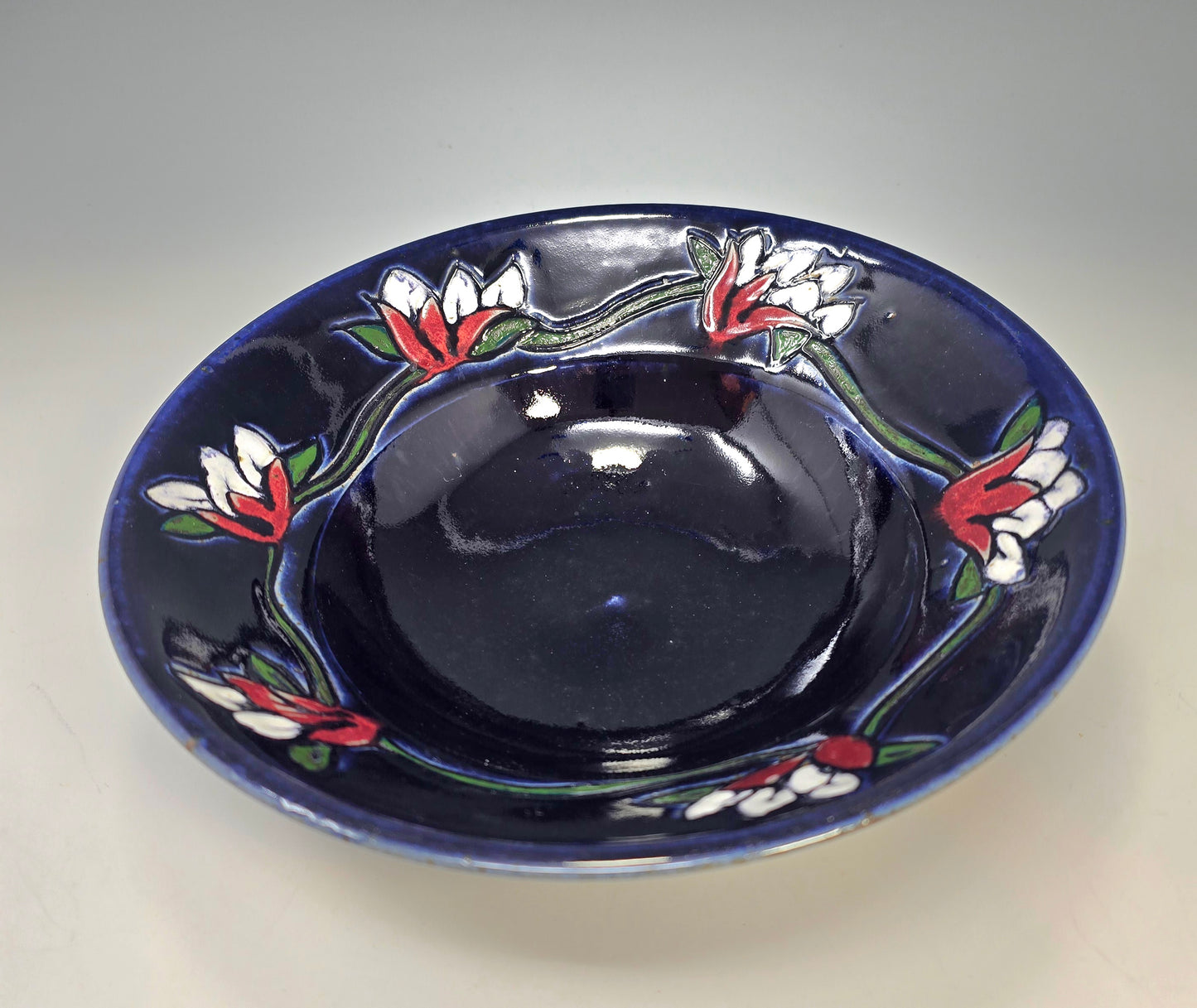 Bowl with Carving